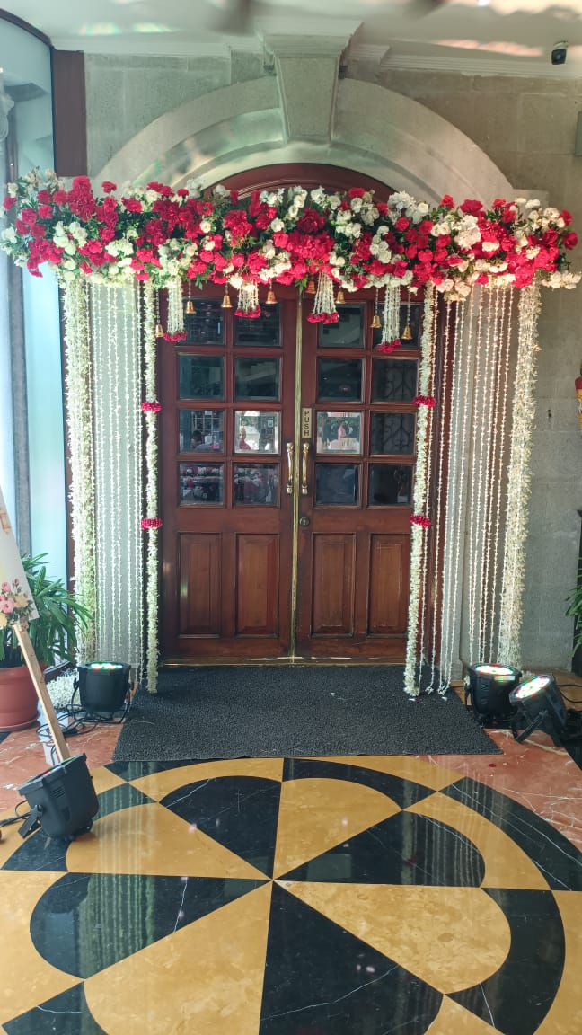 baby shower stage decor